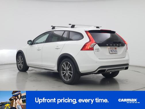 2016 Volvo V60 Cross Country T5 Platinum