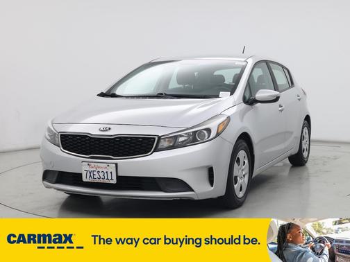2017 Kia Forte5 LX