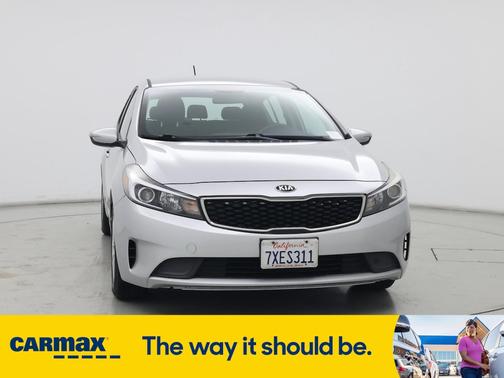 2017 Kia Forte5 LX