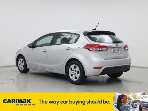 2017 Kia Forte5 LX