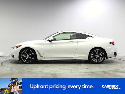 Pearl 2017 INFINITI Q60 Premium