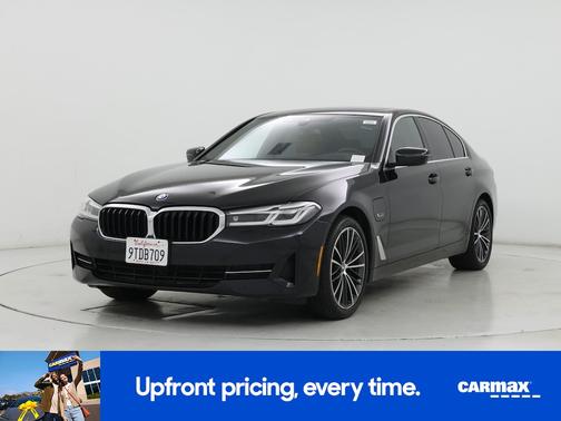2022 BMW 530e 