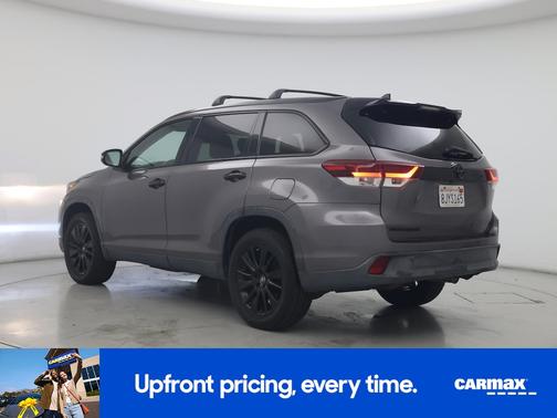 2019 Toyota Highlander SE