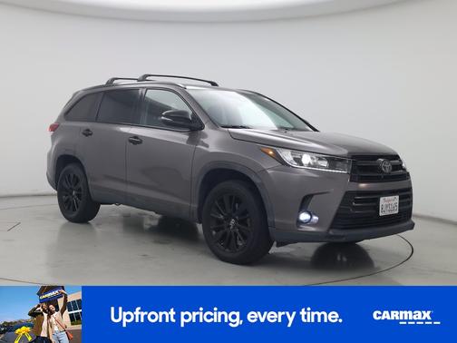 2019 Toyota Highlander SE