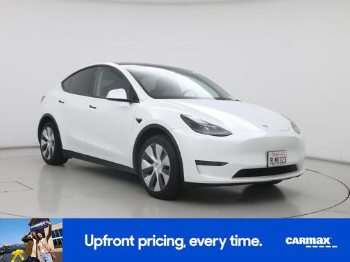 White 2024 Tesla Model Y