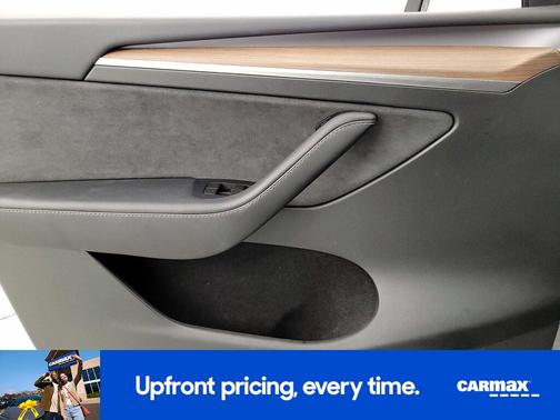 White 2024 Tesla Model Y