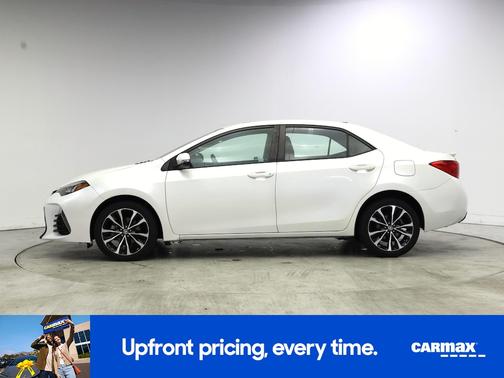 White 2017 Toyota Corolla SE