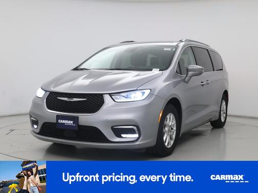 Silver 2021 Chrysler Pacifica Touring L