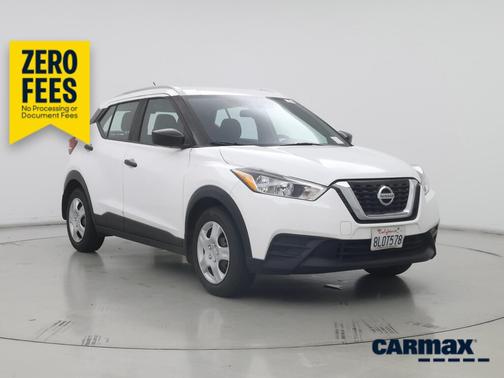 White 2019 Nissan Kicks S