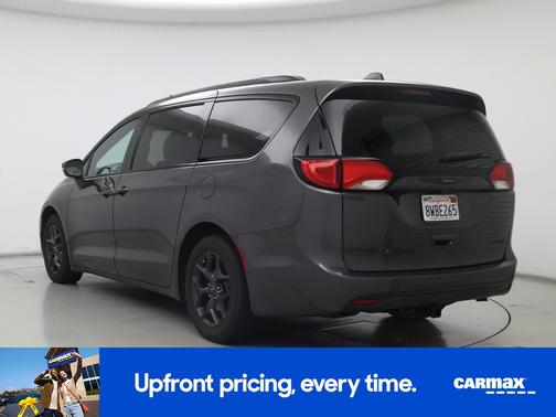 Gray 2020 Chrysler Pacifica Limited