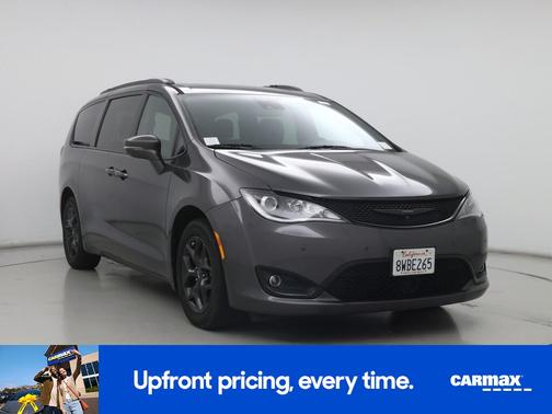 Gray 2020 Chrysler Pacifica Limited