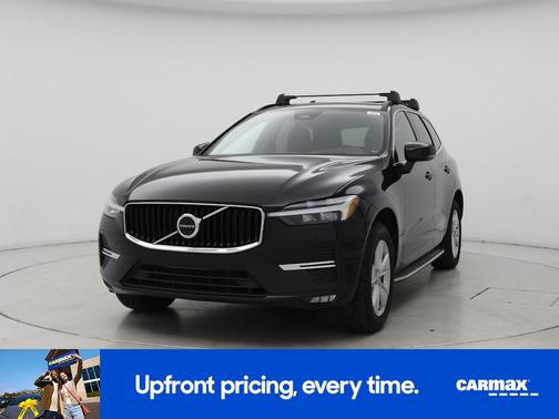 2022 Volvo XC60 B5 Momentum