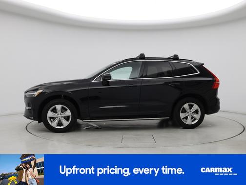 2022 Volvo XC60 B5 Momentum