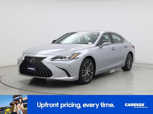 2023 Lexus ES 300h Ultra Luxury