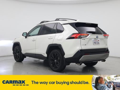 2022 Toyota RAV4 Hybrid SE