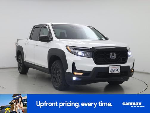 White 2023 Honda Ridgeline Sport