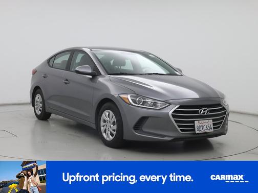 Gray 2018 Hyundai ELANTRA SE