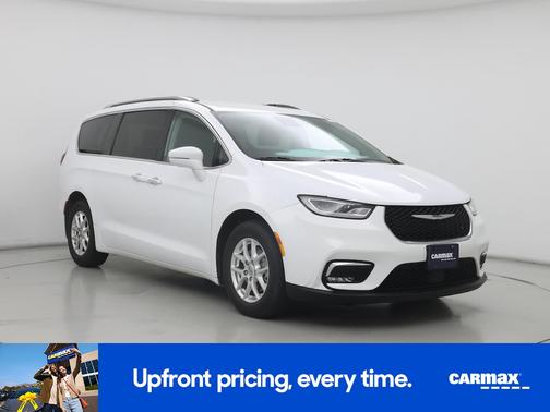 White 2021 Chrysler Pacifica Touring L