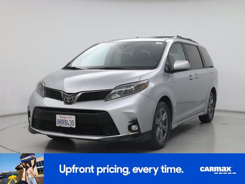 Silver 2020 Toyota Sienna SE