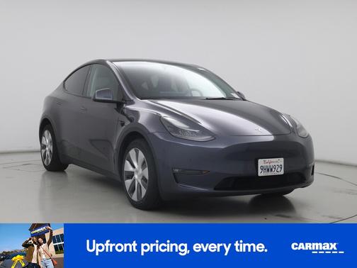 Gray 2023 Tesla Model Y Long Range