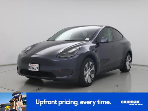 Gray 2023 Tesla Model Y Long Range