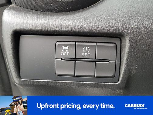 2016 Mazda MX-5 Miata Sport