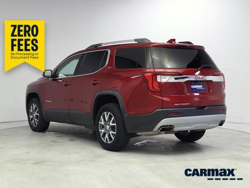 Red 2023 GMC Acadia SLT