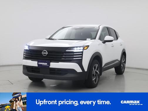 White 2025 Nissan Kicks SV