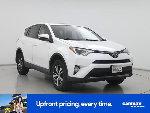 White 2018 Toyota RAV4 XLE
