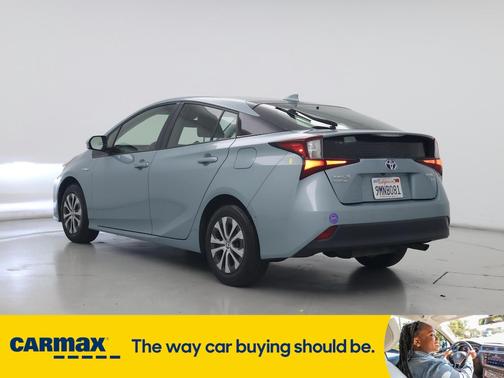 2019 Toyota Prius XLE