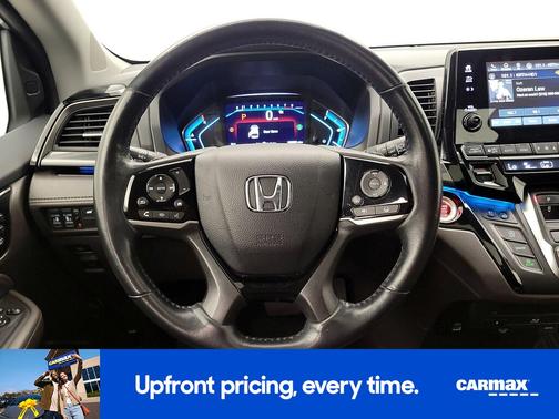 Silver 2022 Honda Odyssey Elite