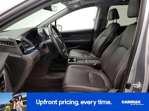 Silver 2022 Honda Odyssey Elite