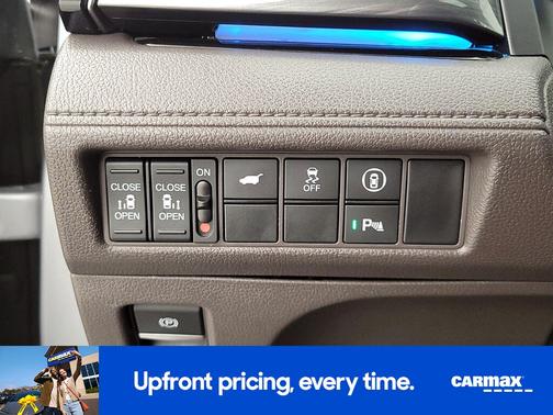 Silver 2022 Honda Odyssey Elite