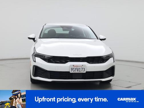 White 2025 Kia K5 LXS