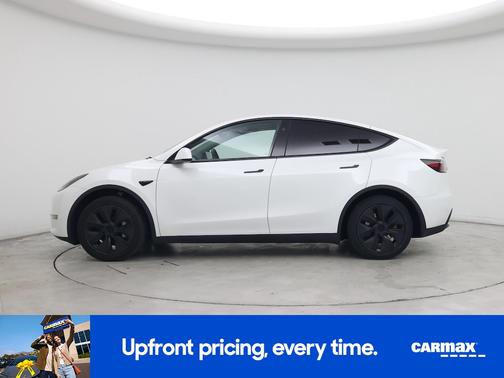 Pearl 2025 Tesla Model Y Long Range