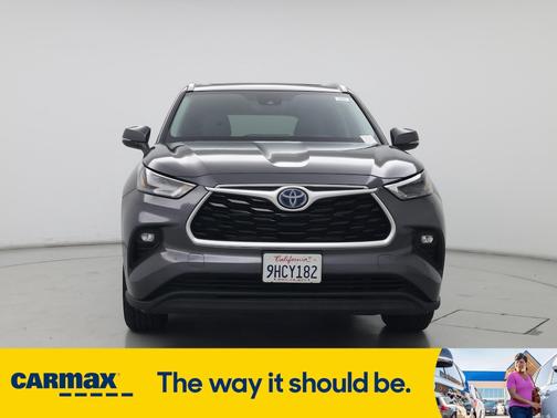 2022 Toyota Highlander Hybrid XLE