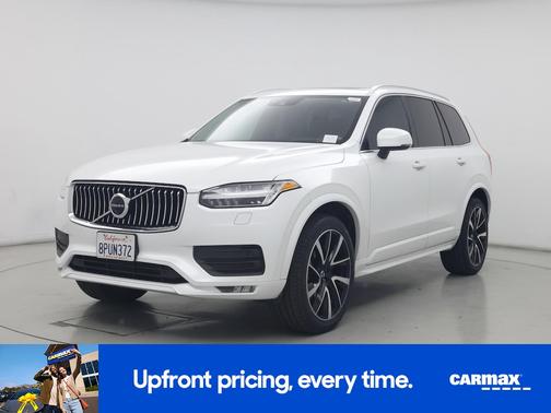 2020 Volvo XC90 T6 Momentum