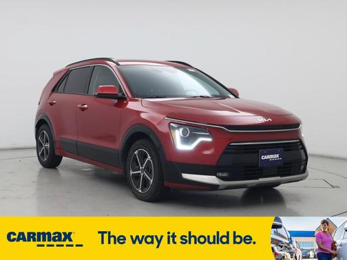 2023 Kia Niro SX