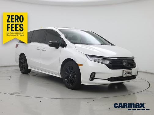 White 2024 Honda Odyssey Sport