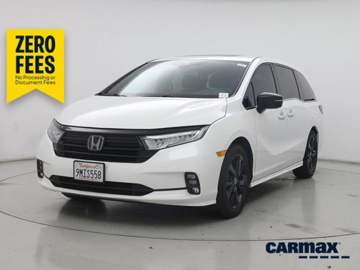 White 2024 Honda Odyssey Sport