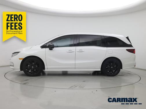 White 2024 Honda Odyssey Sport