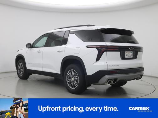 White 2025 Chevrolet Traverse LT