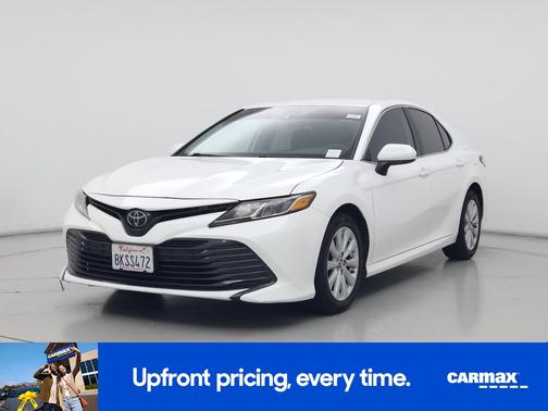White 2019 Toyota Camry LE