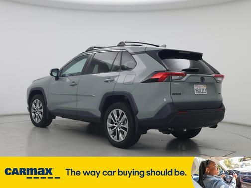 2022 Toyota RAV4 XLE Premium