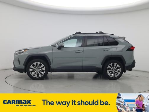 2022 Toyota RAV4 XLE Premium