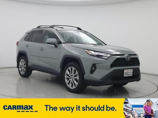 2022 Toyota RAV4 XLE Premium