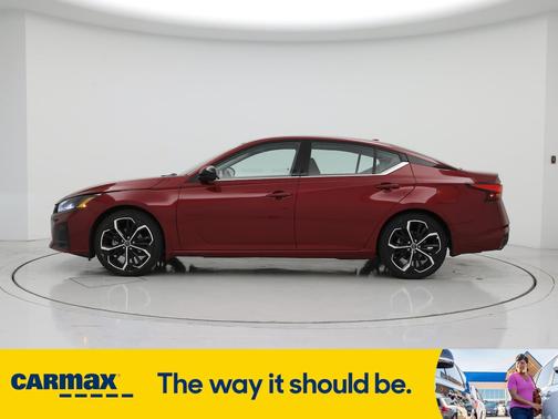 2023 Nissan Altima SR