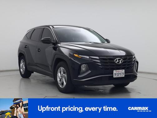 Black 2023 Hyundai TUCSON SE