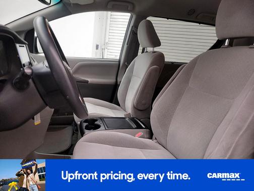 2017 Toyota Sienna LE