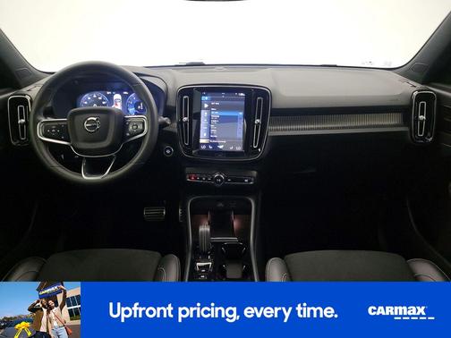 Blue 2021 Volvo XC40 T5 R-Design